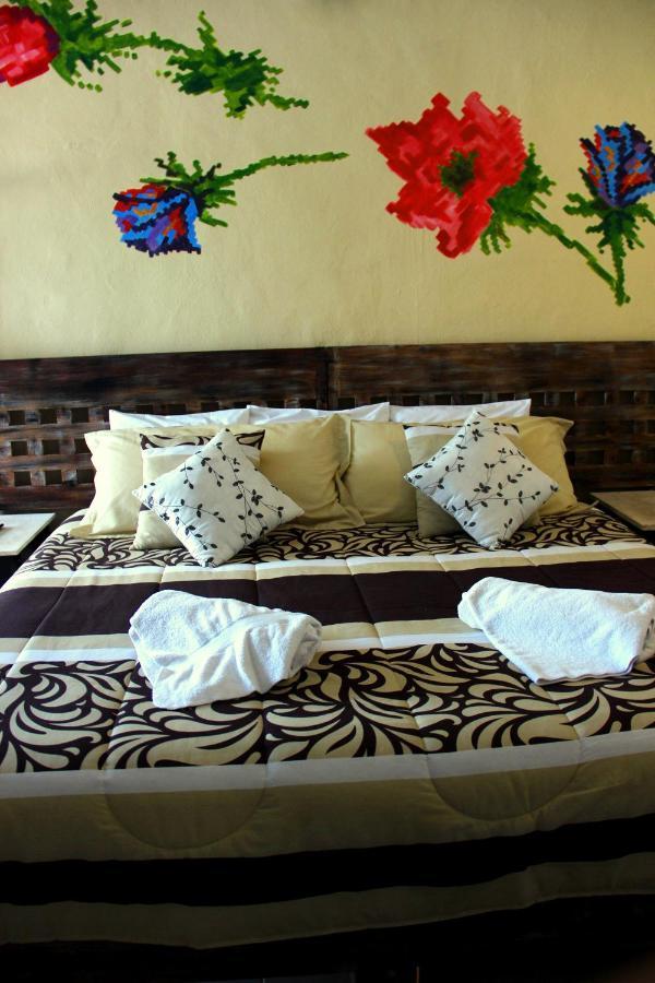 Casa Akbal B&B (Adults Only) Mérida Esterno foto