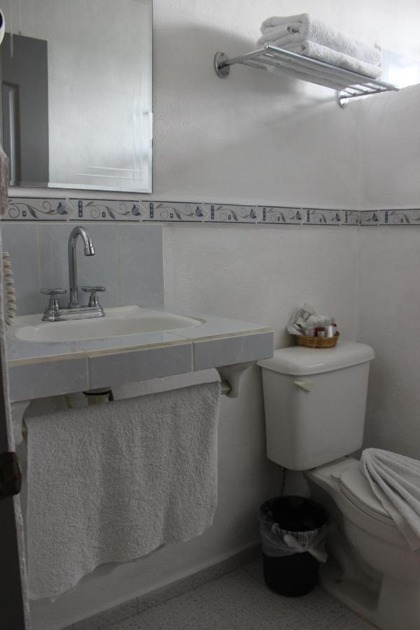 Casa Akbal B&B (Adults Only) Mérida Esterno foto